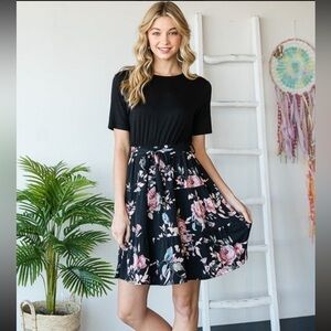 NWT Heimish Black Floral Dress size small